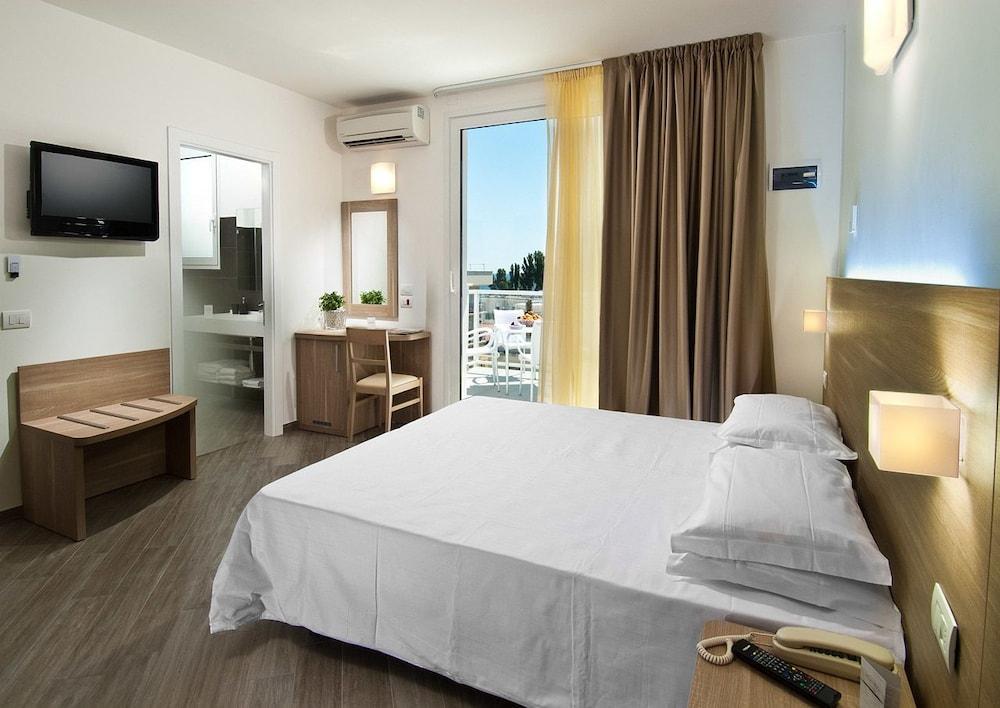 Hotel Atlantic & Spa Gabicce Mare Kültér fotó