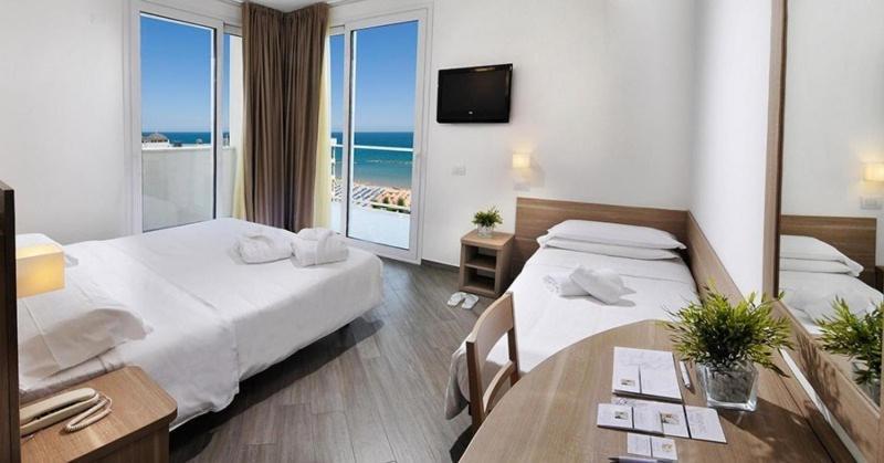 Hotel Atlantic & Spa Gabicce Mare Kültér fotó