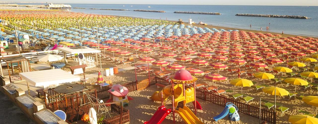 Hotel Atlantic & Spa Gabicce Mare Kültér fotó