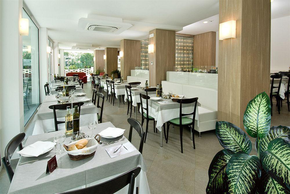 Hotel Atlantic & Spa Gabicce Mare Kültér fotó