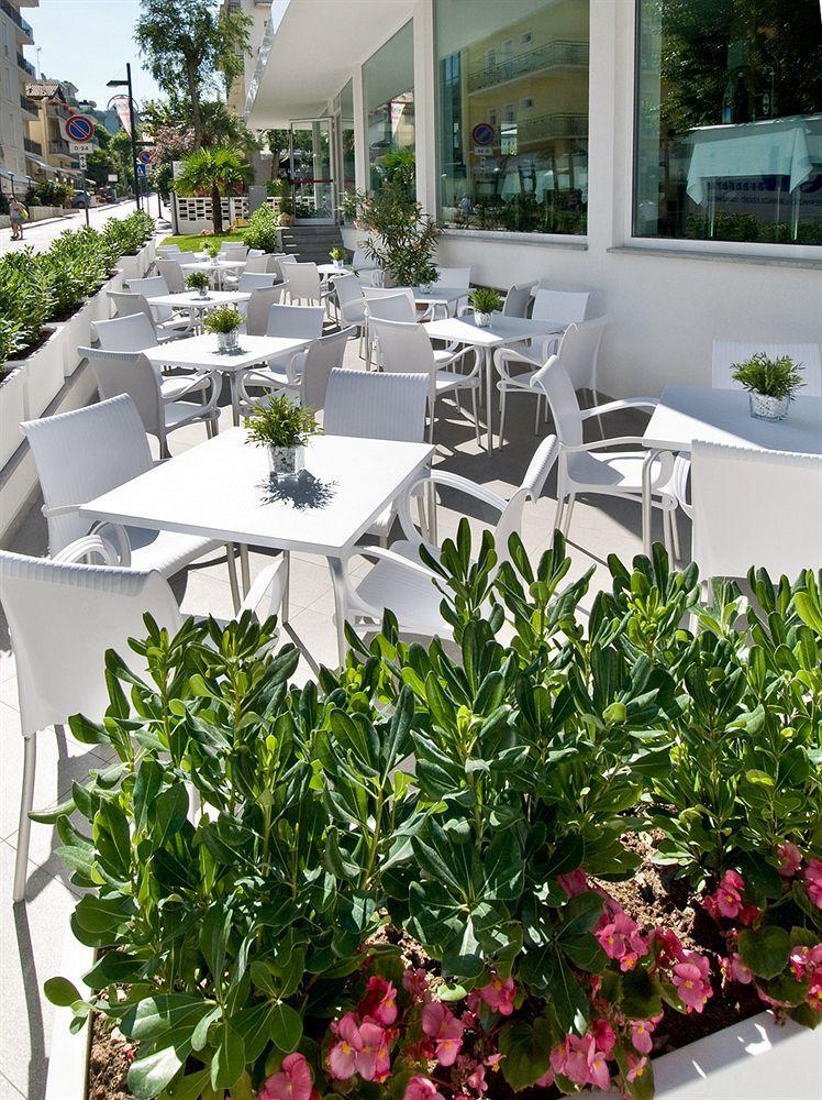 Hotel Atlantic & Spa Gabicce Mare Kültér fotó
