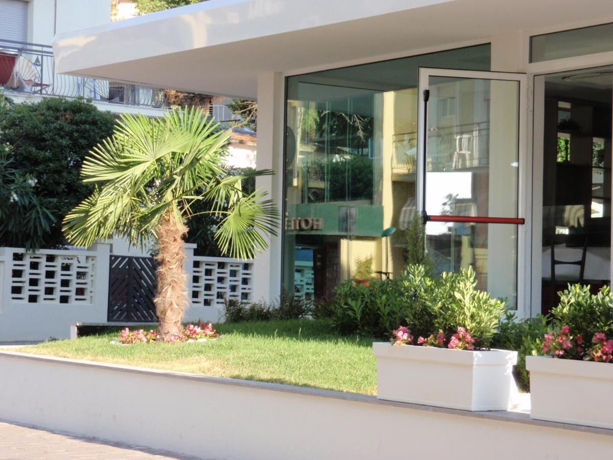 Hotel Atlantic & Spa Gabicce Mare Kültér fotó