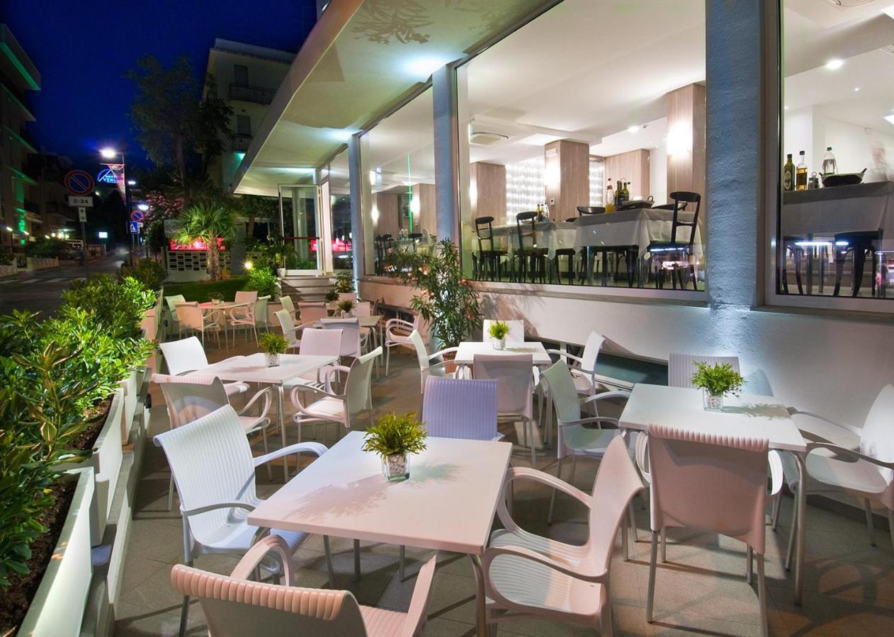 Hotel Atlantic & Spa Gabicce Mare Kültér fotó